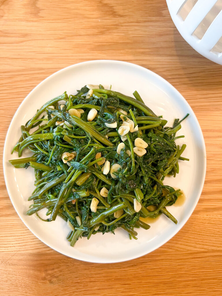Rau Muong Xao (Water Spinach Stir-fry)