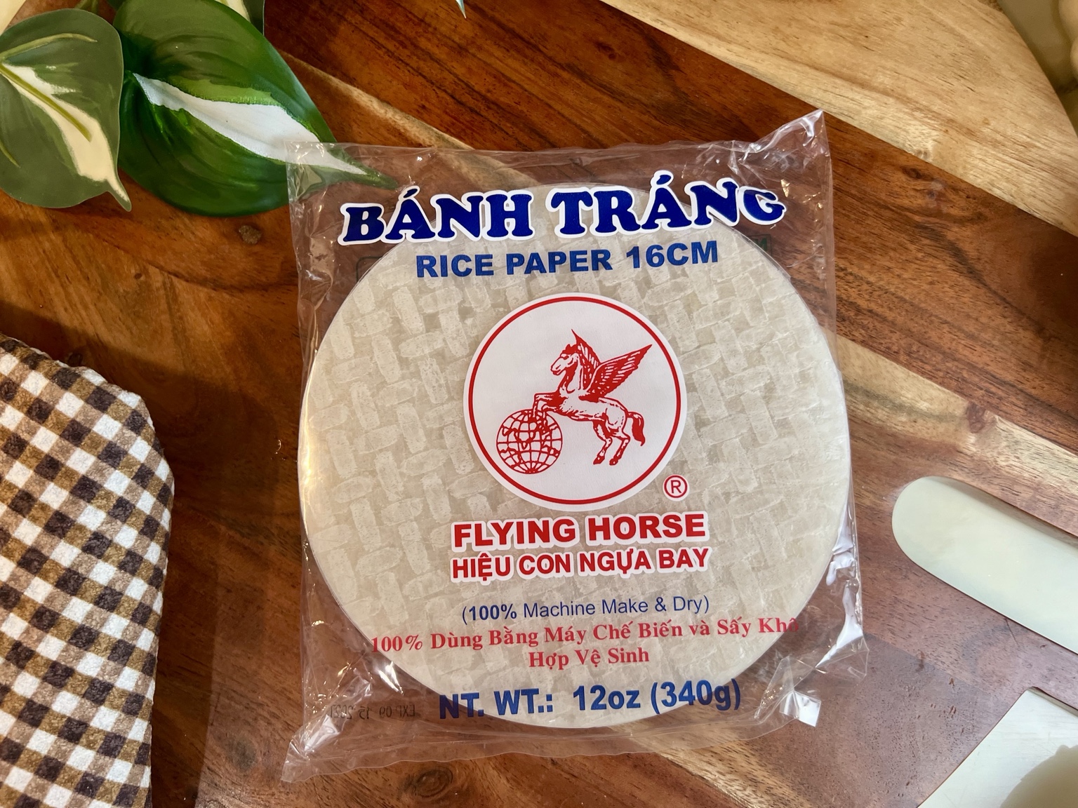 Flying Horse 16 cm rice paper for Vietnamese fish rolls